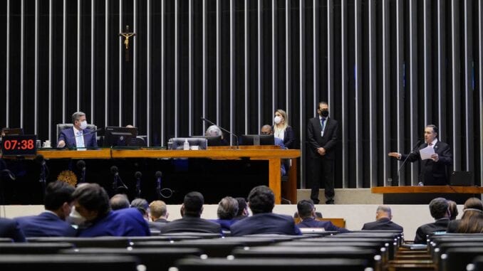 luis-roberto-barroso-camara-dos-deputados0906219409