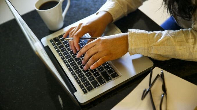 Teletrabalho, home office ou trabalho remoto.