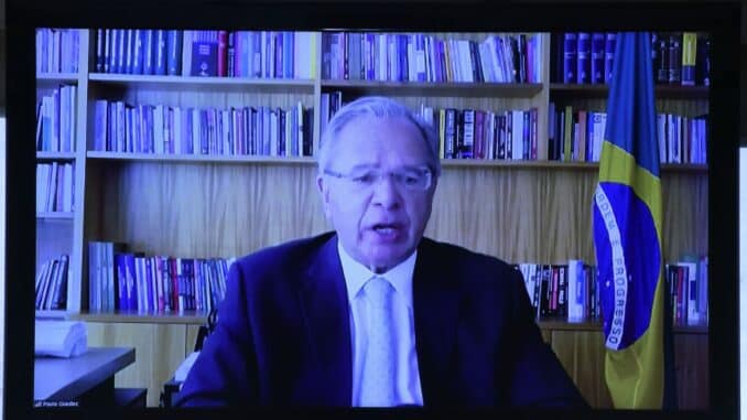 Proposta é exercício de responsabilidade social, diz ministro.