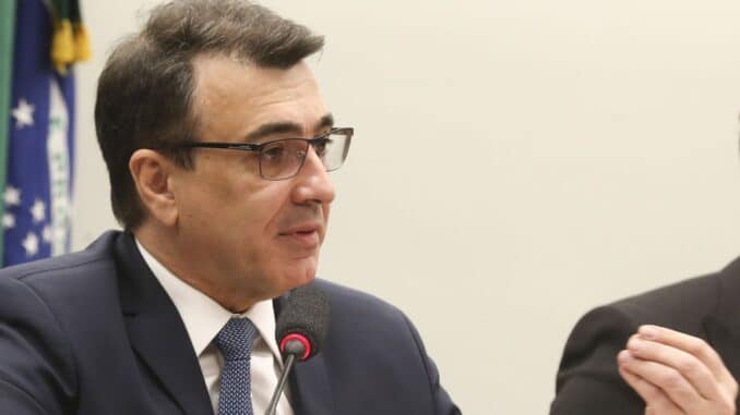 Ministro não deu detalhes sobre as negociações.