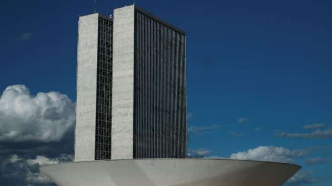 Projeto aprovado é de autoria do deputado Capitão Augusto. Projeto aprovado é de autoria do deputado Capitão Augusto.