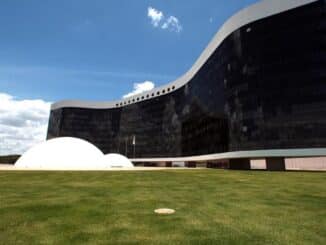 Medida é praxe para dar publicidade ao novo registro.