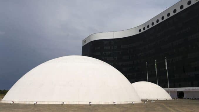 Segundo Moraes, não cabe à PF e ao Cade investigarem as empresas.