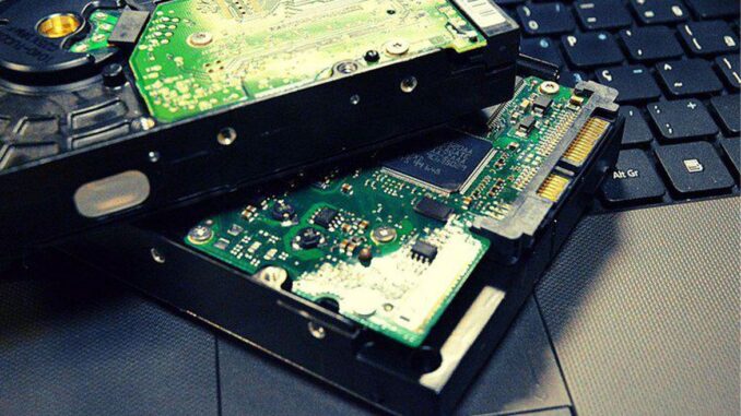 Acusado compartilhou dois mil vídeos na internet.