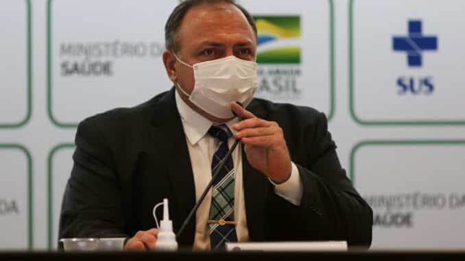 ex-ministro da Saúde e atual deputado federal Eduardo Pazuello.