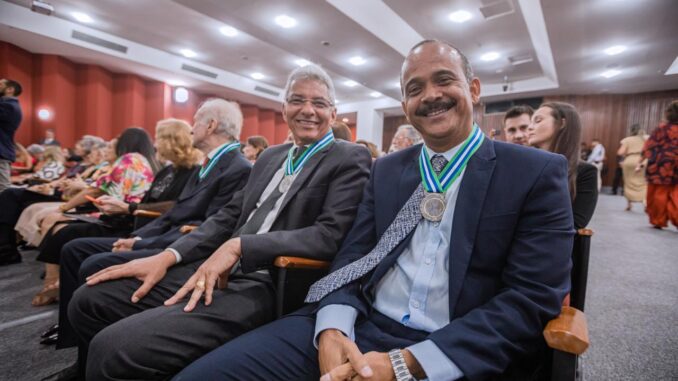 553f9258-130d-4973-89c2-df9463ee17fc Prefeito Elinaldo