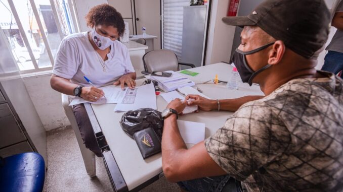 Licença para ambulantes no Festival de Arembepe