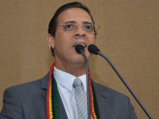 Hilton Coelho defende meia-entrada para trabalhadores da educação