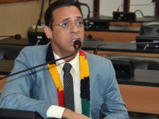 Hilton Coelho defende proibição de corte compulsório de cabelo de pessoas privadas de liberdade