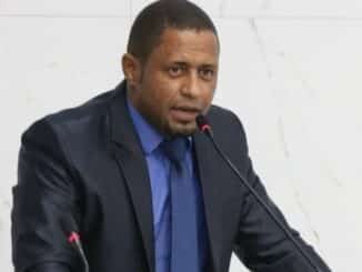 O Tribunal Superior Eleitoral (TSE) negou nesta quinta-feira (25), por maioria de votos (5), provimento ao recurso interposto pelo vereador Val Estilos (Republicanos), mantendo assim a decisão que cassou seu mandato eletivo por abuso de poder econômico e político, praticado nas eleições municipais de 2020. Com a decisão, o agora ex-vereador ficará inelegível por oito anos, além de ter de pagar multa de 10 mil ufirs.