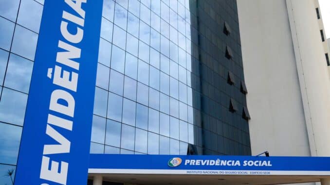 União recorre ao STF sobre revisão da vida toda no INSS