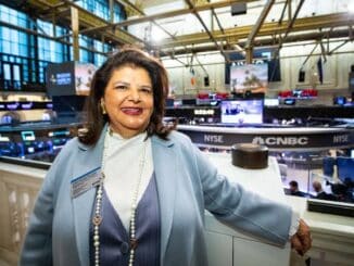 LUDMILLA FISCINA SUGERE TÍTULO DE CIDADÃ BAIANA PARA LUIZA TRAJANO