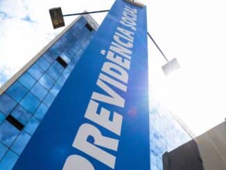 O Instituto Nacional do Seguro Social (INSS) foi autorizado a contratar mil técnicos de seguro social aprovados no último concurso público da instituição. A medida foi publicada nesta segunda-feira (12), no Diário Oficial da União.