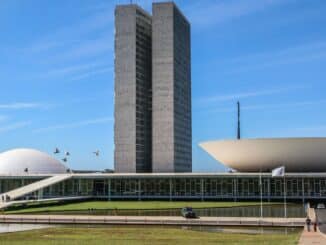 Numa semana mais curta por causa do feriado de Corpus Christi, na próxima quinta-feira (8), dois assuntos dominarão o Congresso.