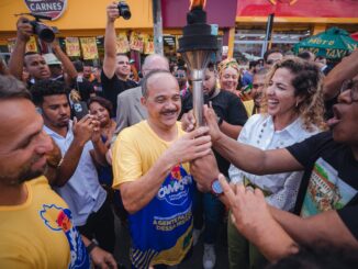 Passagem do fogo simbólico marca a história de Camaçari