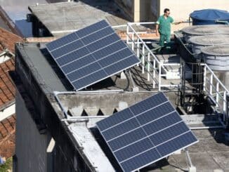 Brasil chega a 2 milhões de placas solares em telhados e terrenos