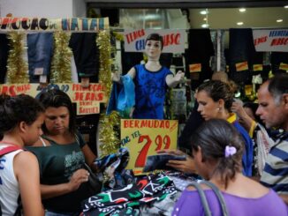 Ao mesmo tempo, o setor acumula altas de 1,3% no ano e de 0,8% em 12 meses.