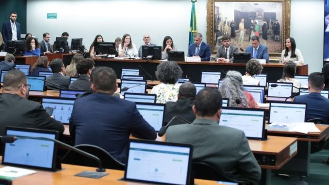 ccj_maioridade_penal